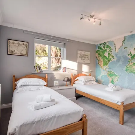4 Bed In 77835 Ferienhaus *